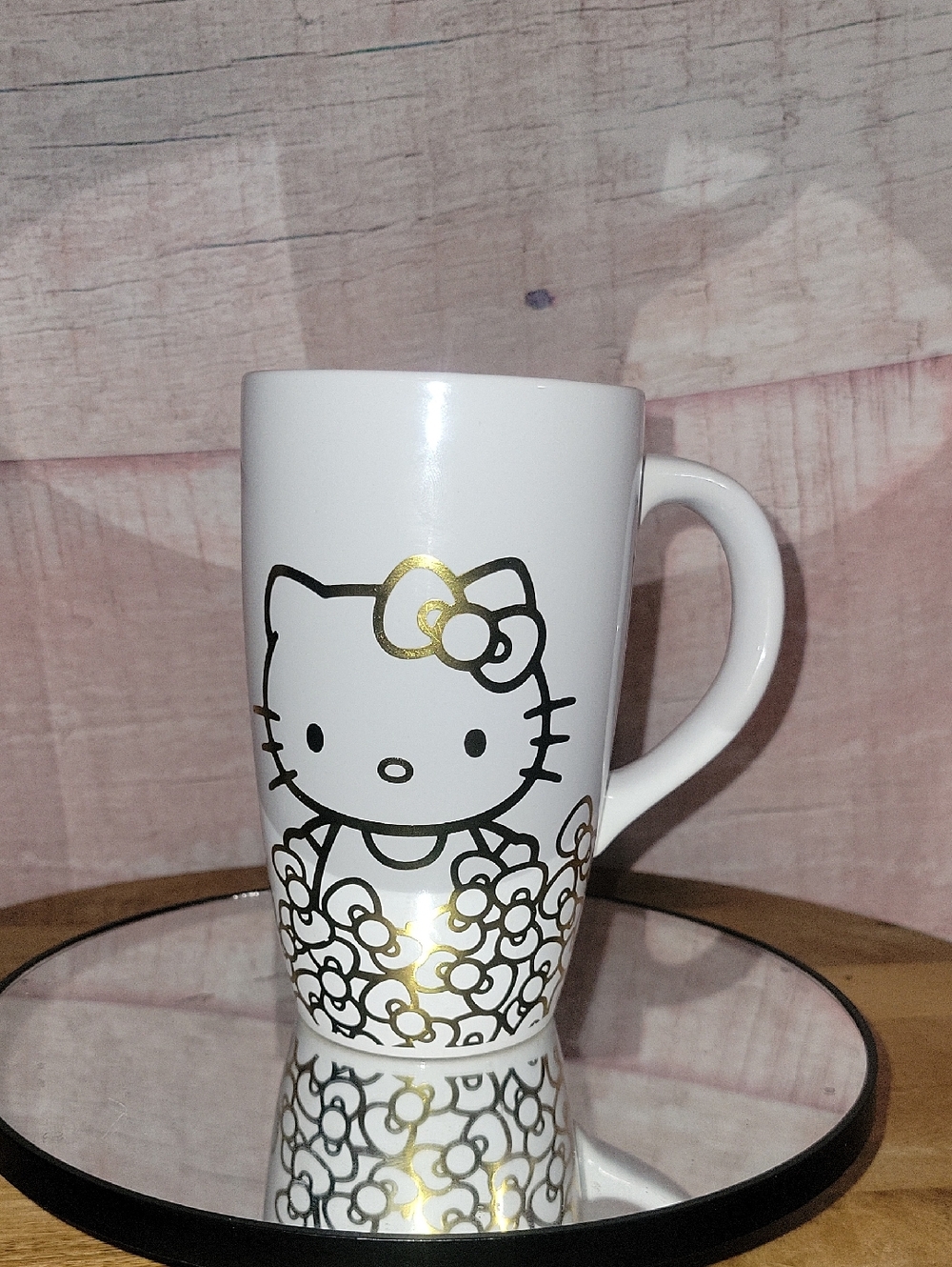 Silver Buffalo Hello Kitty Mug